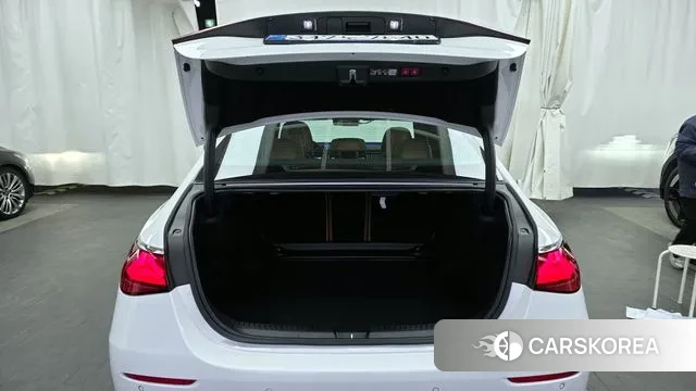 Mercedes-Benz E-Class W214 id 3731603 из Кореи 11