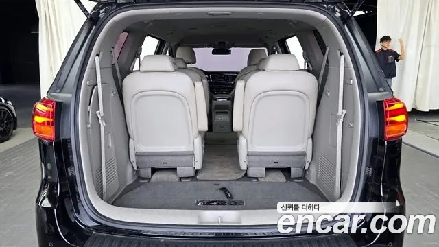 Kia The New Carnival id 2887142 из Кореи 11