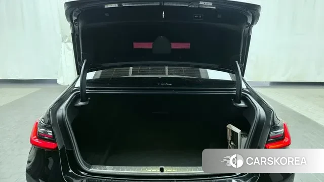 BMW 7 Series (G11) id 3567452 из Кореи 11