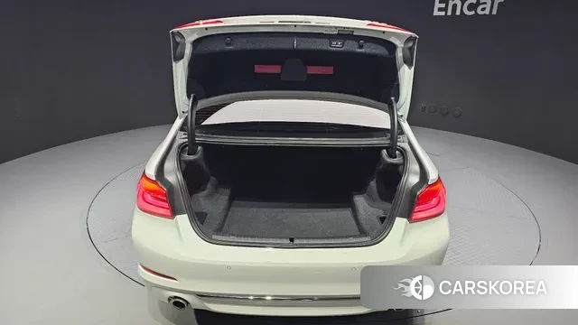 BMW 5 Series (G30) id 3748312 из Кореи 11