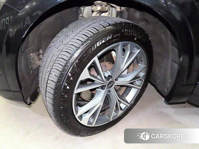 Audi Q8 (4M) id 3866095 из Кореи 11