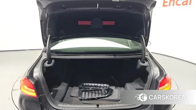 BMW 5 Series (G30) id 3000580 из Кореи 11