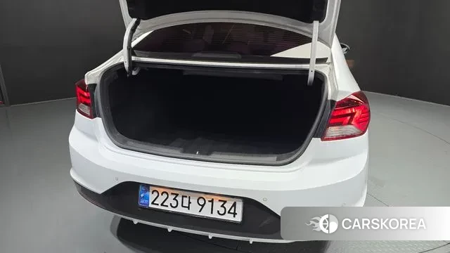 Hyundai The New Avante AD id 2986519 из Кореи 11