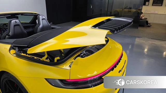Porsche 911(992) id 4565916 из Кореи 11