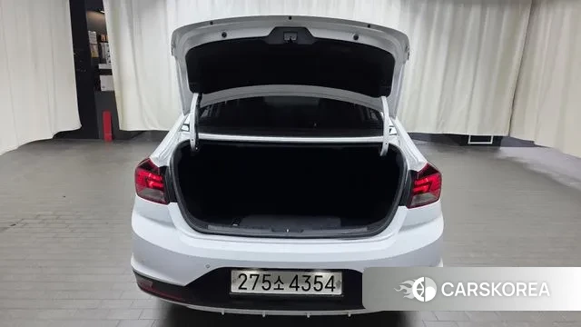 Hyundai The New Avante AD id 3368337 из Кореи 11