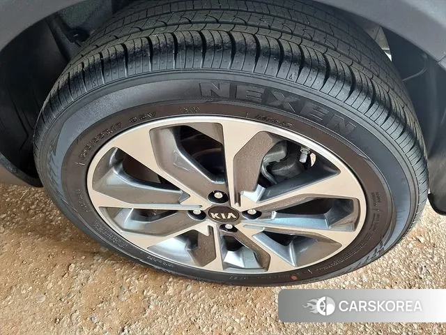 Kia Stonic id 3024839 из Кореи 11