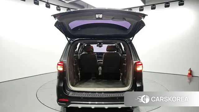 Kia The New Carnival id 3018447 из Кореи 11