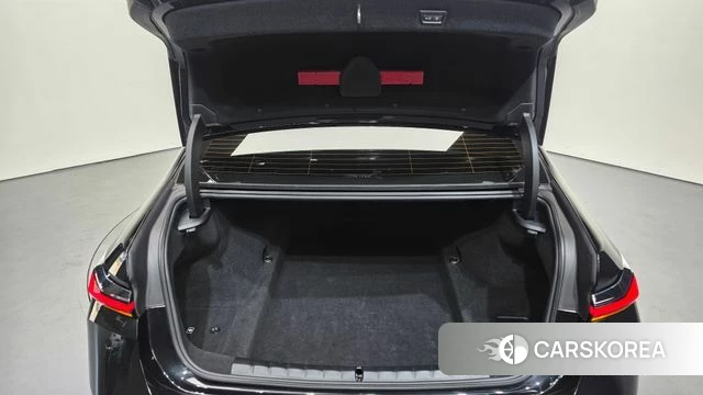 BMW 7 Series (G70) id 3818007 из Кореи 11