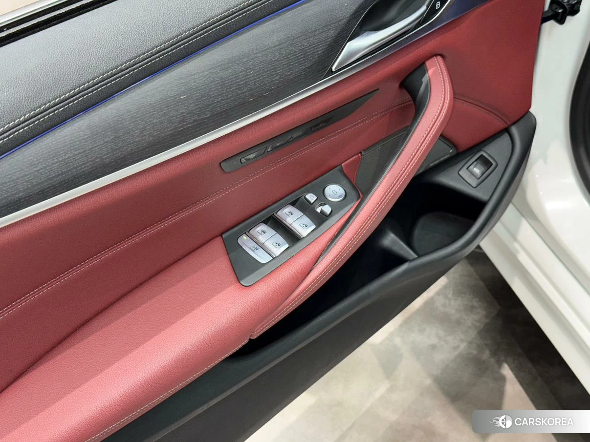 BMW 5 series id 4426909 из Китая 11