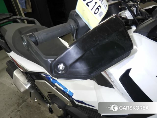 Honda X-ADV 750 id 3949403 из Японии 11