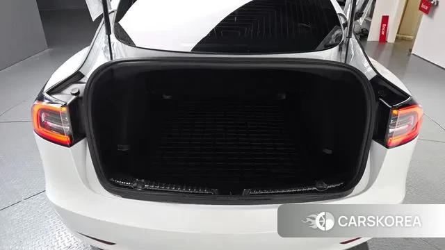 Tesla Model 3 id 2961238 из Кореи 11