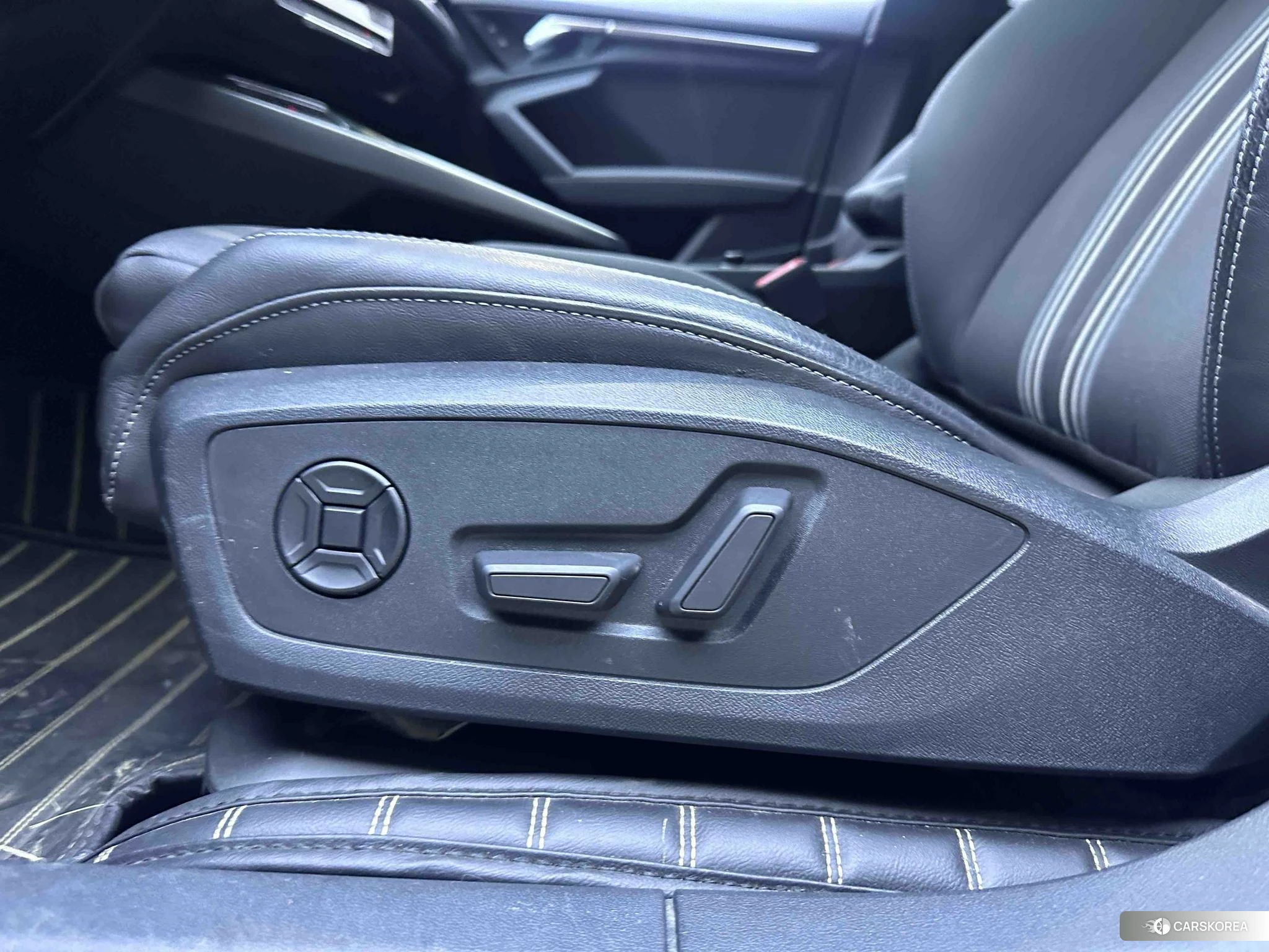 Audi A3 id 4498583 из Китая 11