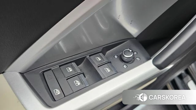 Audi Q3 (F3) id 4645459 из Кореи 11