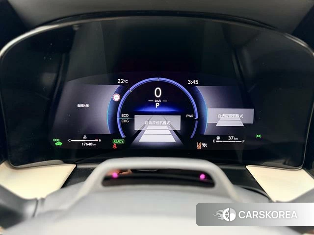 Lexus LM id 4297799 из Китая 11