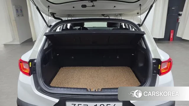 Kia Stonic id 3233840 из Кореи 11