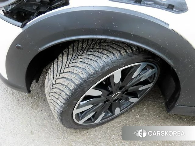 Mini Cooper S id 4018286 из Кореи 11