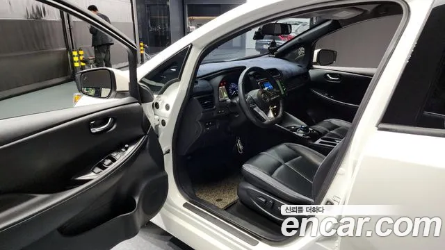 Nissan Leaf (ZE1) id 2686581 из Кореи 11