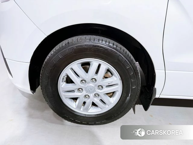 Hyundai The New Grand Starex id 4520841 из Кореи 11