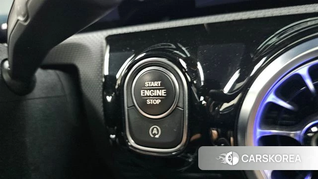 Mercedes-Benz A-Class W177 id 4688173 из Кореи 11