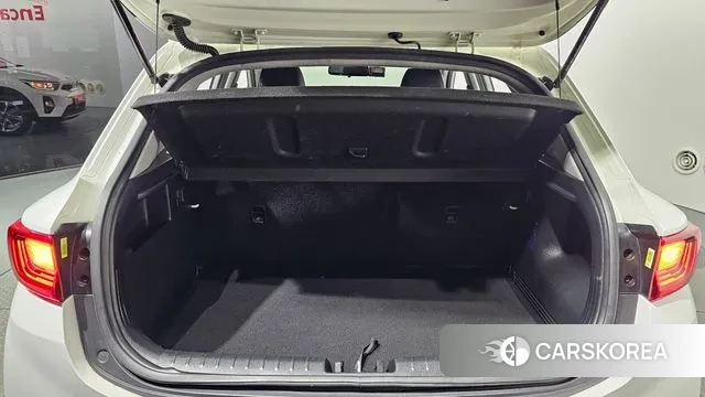 Kia Stonic id 3019003 из Кореи 11