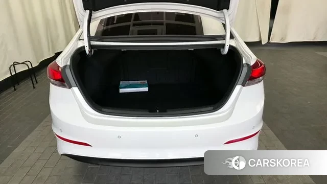 Hyundai Avante AD id 3779221 из Кореи 11