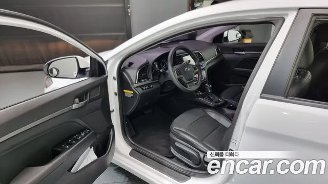 Hyundai Avante AD id 2636526 из Кореи 11