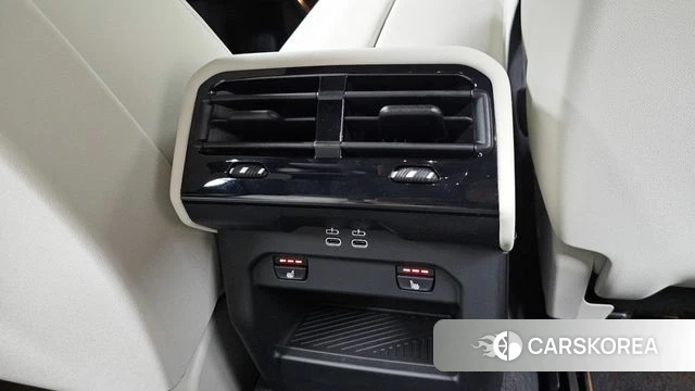 BMW 5 Series (G60) id 4607464 из Кореи 11