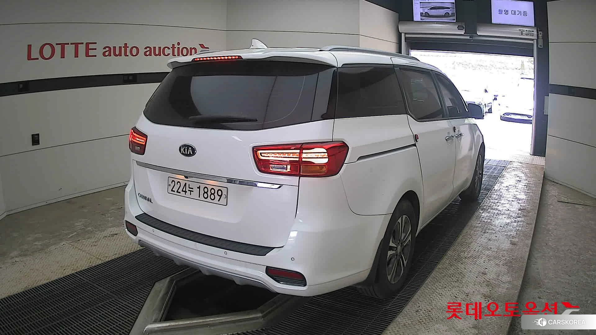 Kia Carnival id 4289633 из Кореи 11