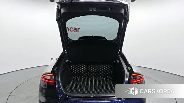 Kia Stinger id 3672215 из Кореи 11