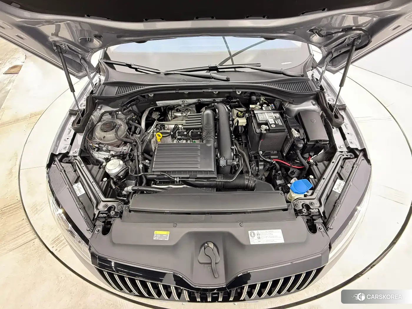 Skoda Superb id 4583722 из Китая 11