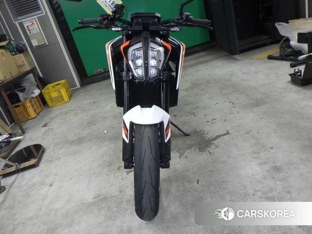 KTM 890 DUKE R id 3957894 из Японии 11