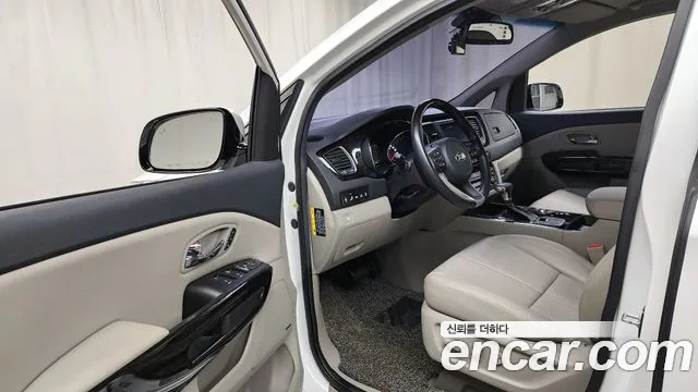 Kia The New Carnival id 2596908 из Кореи 11