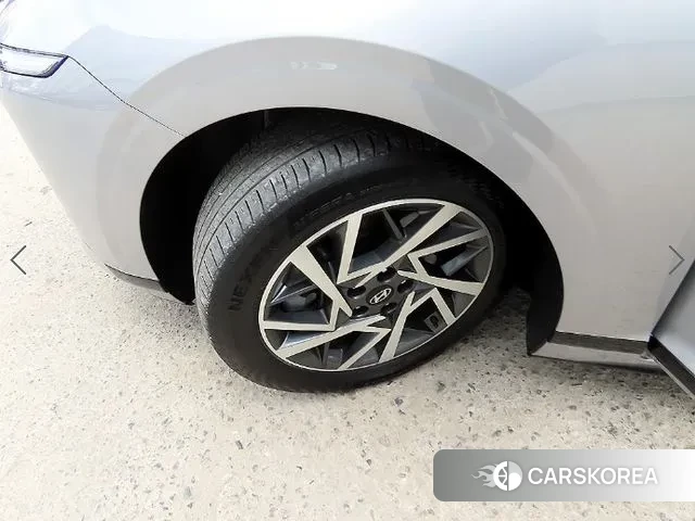 Hyundai Grandeur (GN7) id 3758315 из Кореи 11