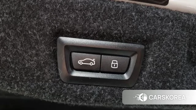 BMW 5 Series (G60) id 3393979 из Кореи 11