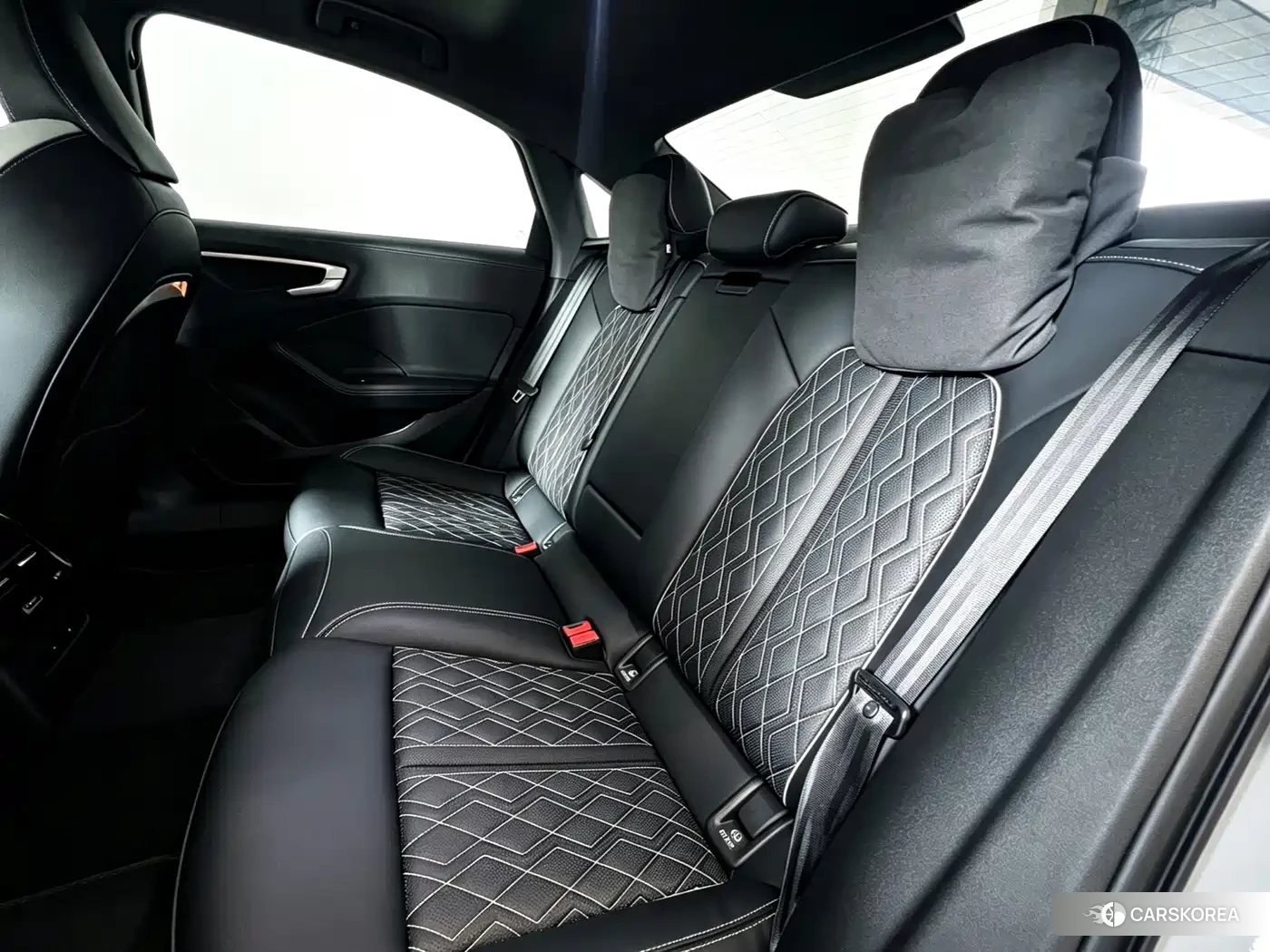 Audi A5L id 4654962 из Китая 11