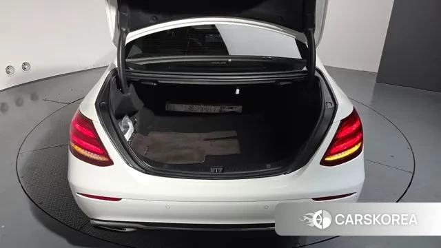Mercedes-Benz E-Class W213 id 3166335 из Кореи 11