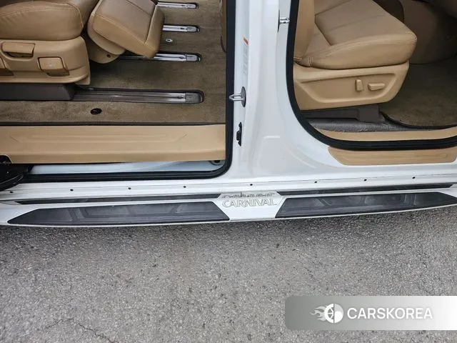 Kia The New Carnival id 3742639 из Кореи 11