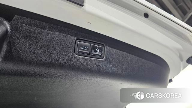 Genesis GV70 id 4501600 из Кореи 11