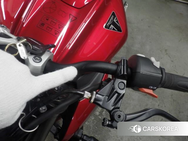 OTHER TRIUMPH STREET TRIPLE 765 id 3948598 из Японии 11