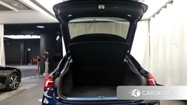 Audi Q3 (F3) id 3017772 из Кореи 11