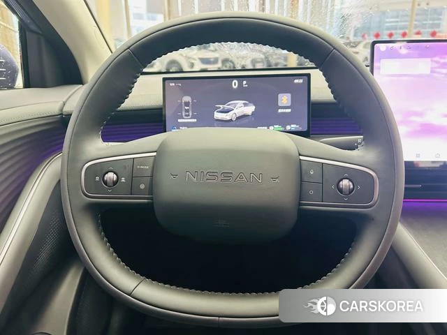 Nissan N6 id 4273244 из Китая 11