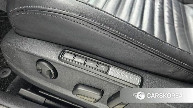 Volkswagen Passat GT (B8) id 3801772 из Кореи 11