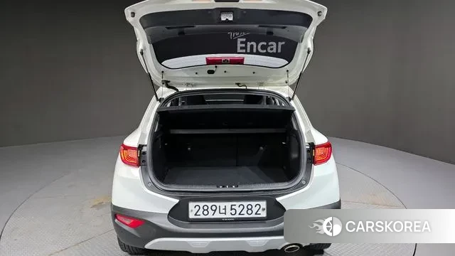 Kia Stonic id 3038814 из Кореи 11