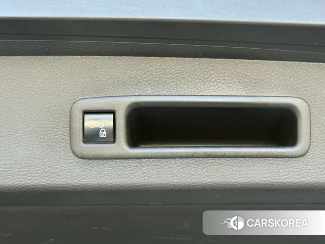 Toyota Saina id 4272887 из Китая 11