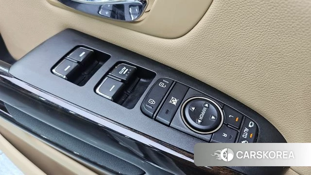 Kia The New Carnival id 4873417 из Кореи 11