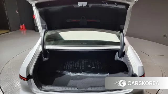 Hyundai Grandeur (GN7) id 3523736 из Кореи 11