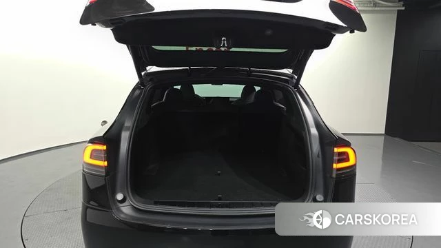 Tesla Model X id 3902690 из Кореи 11