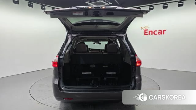 Toyota Sienna id 4722713 из Кореи 11