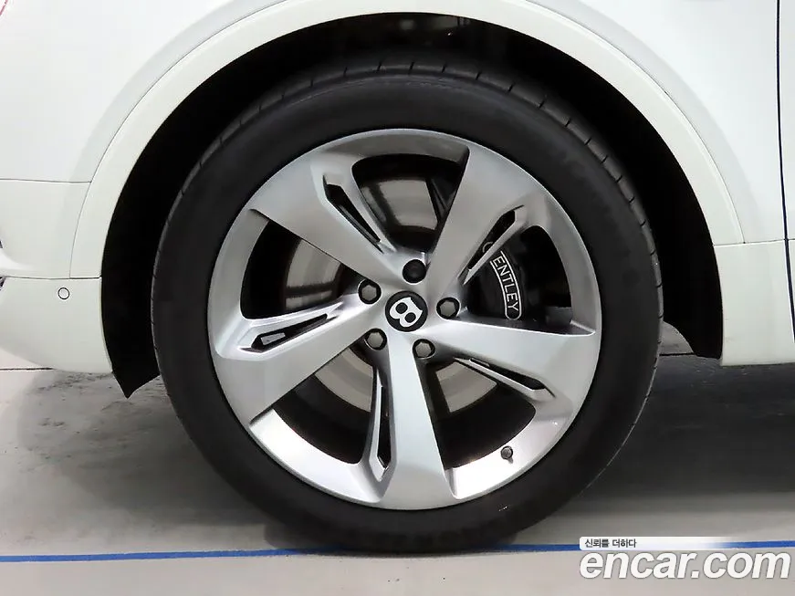 Bentley Bentayga id 2086085 из Кореи 11