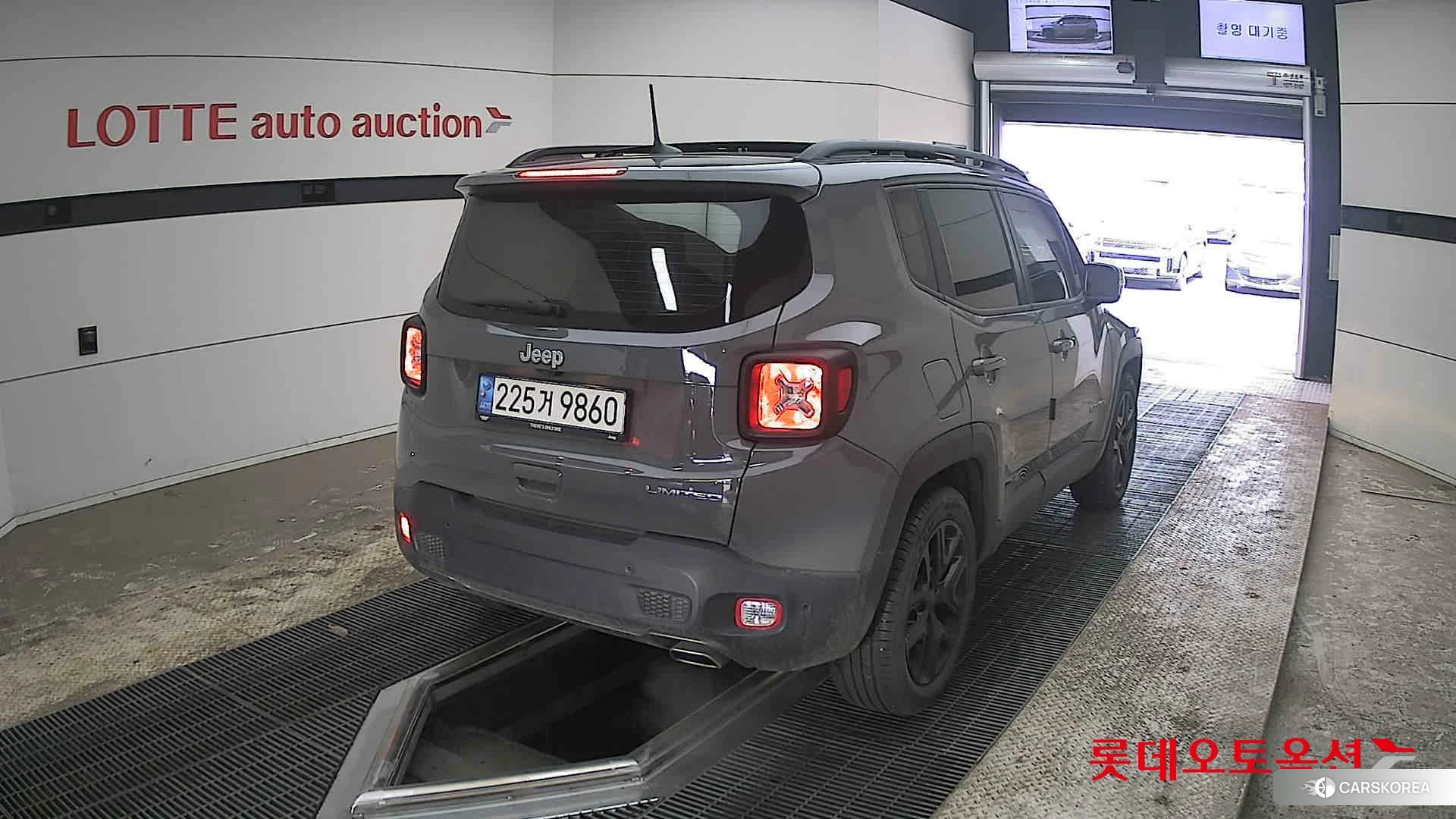 Jeep Straw Renegade 1.3 FWD id 3888279 из Кореи 8